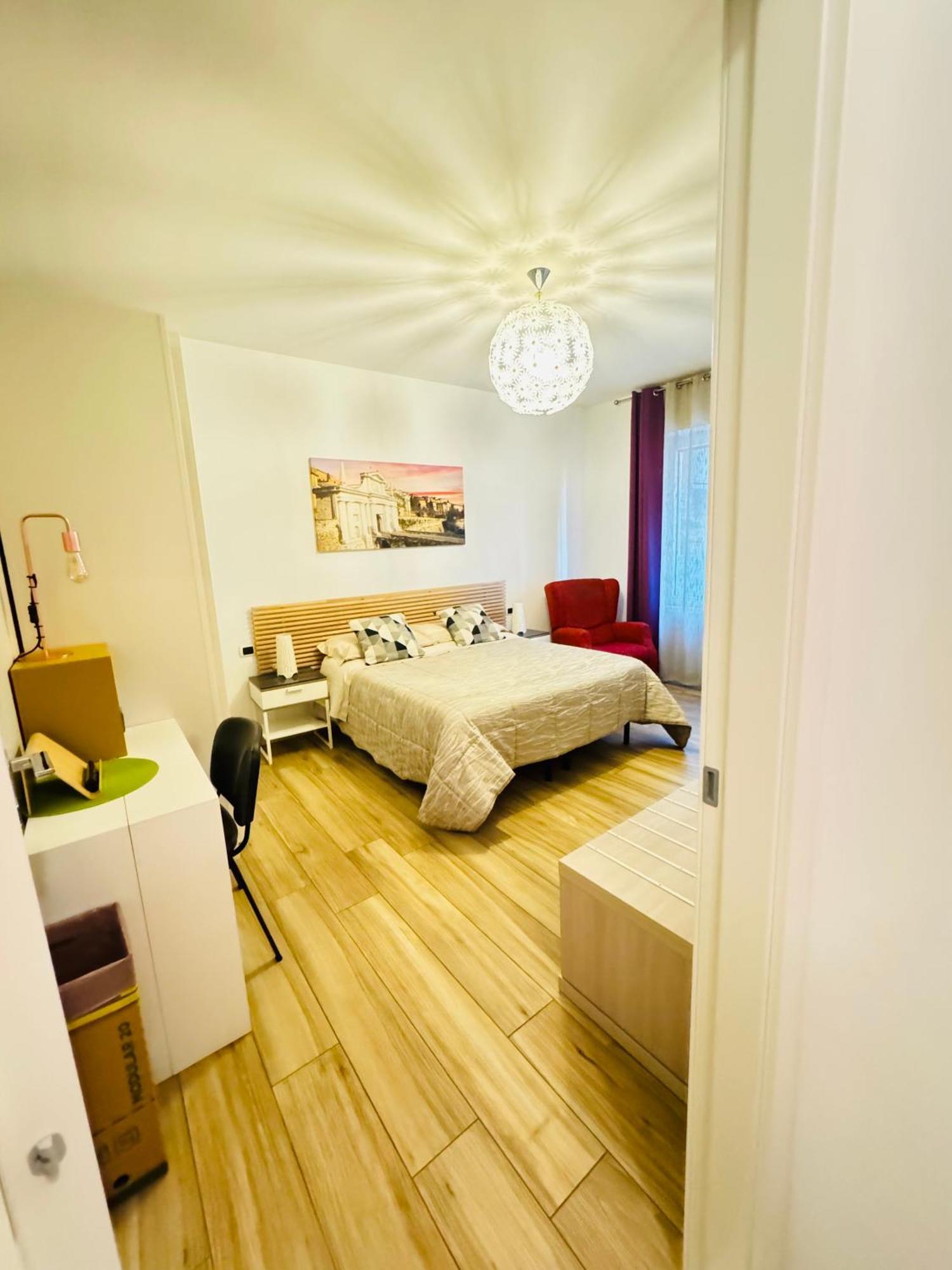 Smart House Rooms Central Luxury Bérgamo Exterior foto